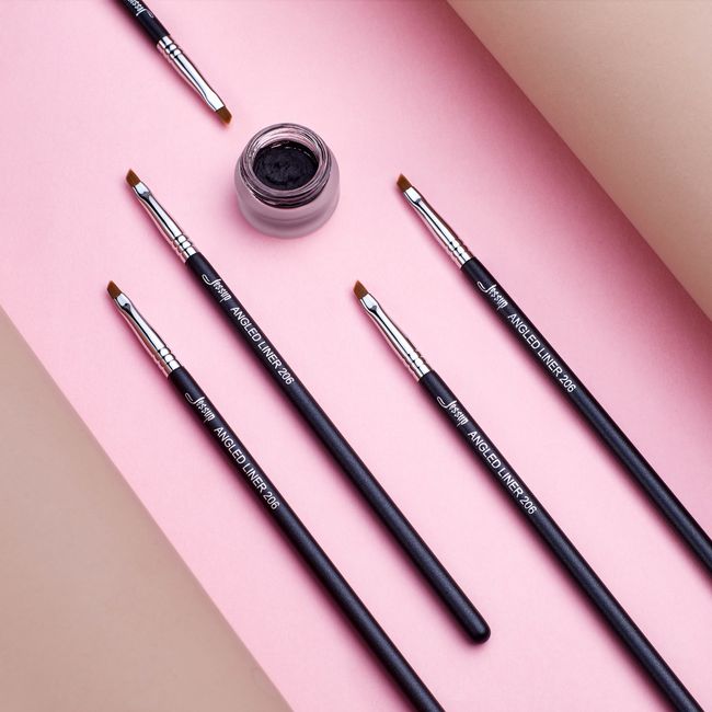 Small Angled Makeup Brush Eyeliner - Jessup