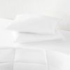 PAIR of HOTEL QUALITY LUXURY MICROFIBRE (Down Alternative) PILLOW