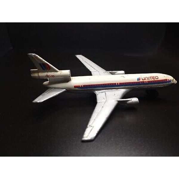 Matchbox (1973) Lesney Production SB13 United DC-10 Diecast Airplane