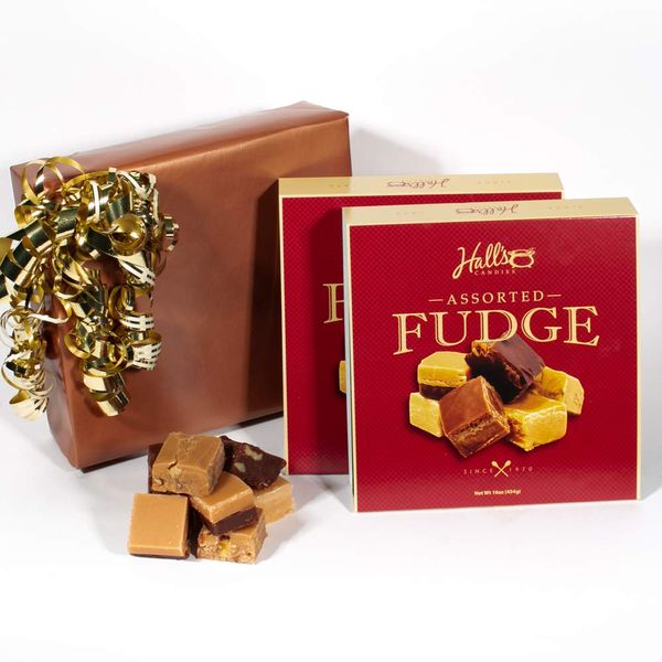 Sugar n' Spice Gift Box, 2 Pounds Hall's Chocolate Fudge