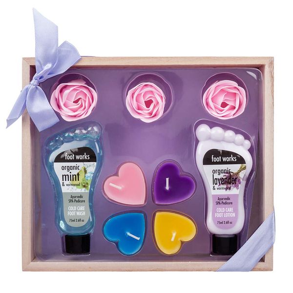 9 Piece Attractive Organic Mint & Wormwood Ladies Foot Wooden Gift Set Box - Includes Foot Lotion, Foot Wash, Soap Flowers and Candles