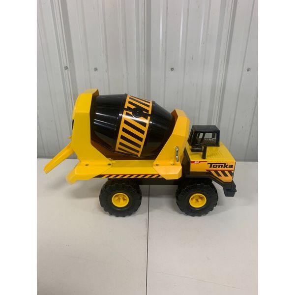 Tonka Steel Classics Yellow Mighty Cement Mixer Truck #06098 New