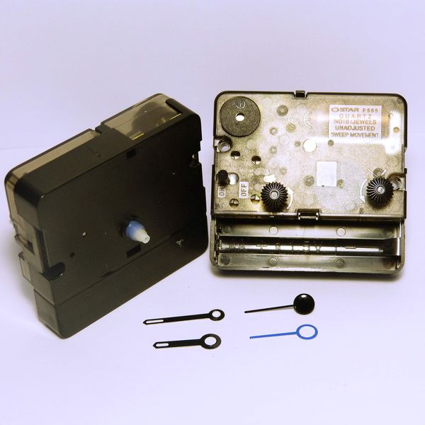 Quartz Replacement Clock Movement with Hands (Short 7mm Shank)