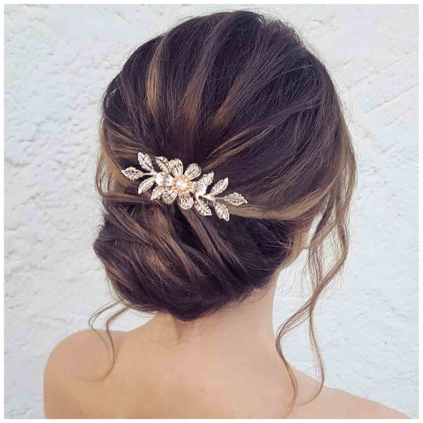 Allereya Pearl Wedding Hair Comb Barrette Flower Hair Barrette Comb Flower Leaf Hair Comb Barrette Gold Flower Pearl Bridal Headpieces Decorative Head Comb Bride Hair Accessories for Women and Girls