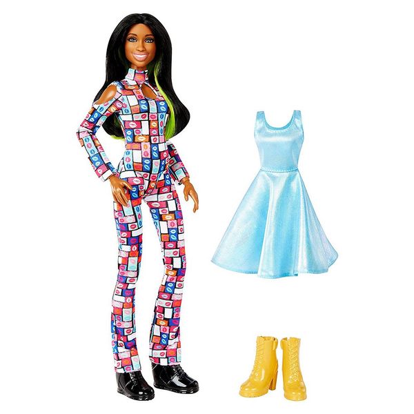 WWE Superstars Naomi Doll + Fashion