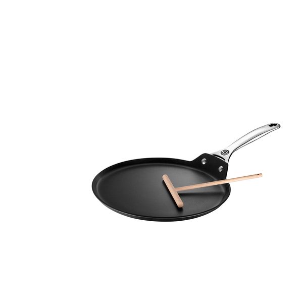 Le Creuset Toughened Nonstick PRO Crepe Pan with Rateau, 11"