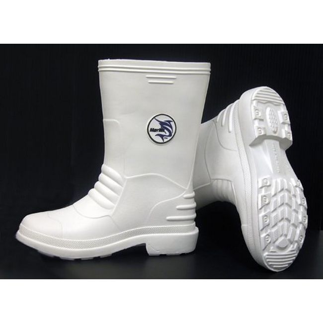 Marlin White Boots Size: 10