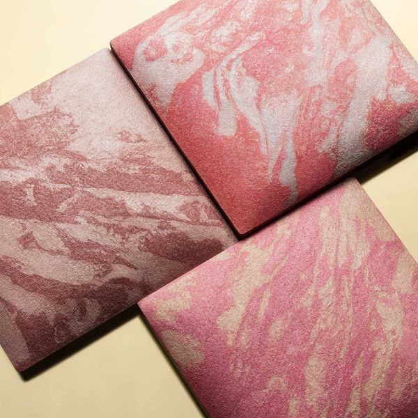 Hourglass Ambient Lighting Blush in Mood Exposure. Vibrant Powder Highlighting Blush. Vegan and Cruelty-Free.