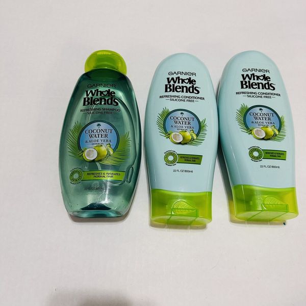 Whole Blends Coconut Water & Aloe Vera Shampoo & Conditioner 22 floz(big bottle)