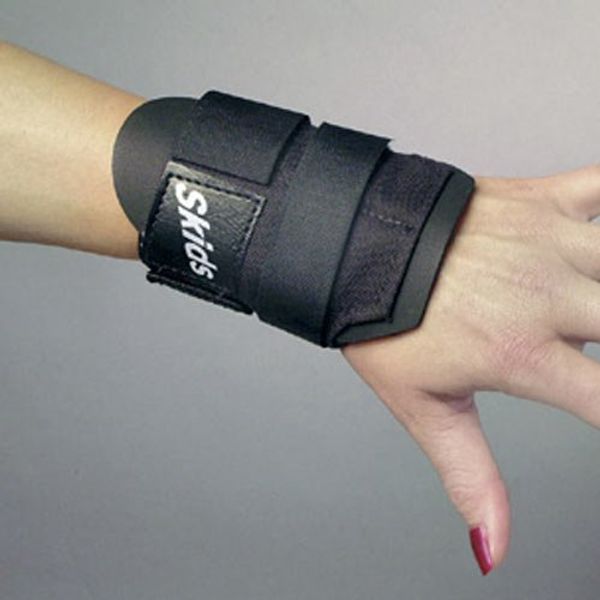 Skids Wrist Wrap Supports - Medium