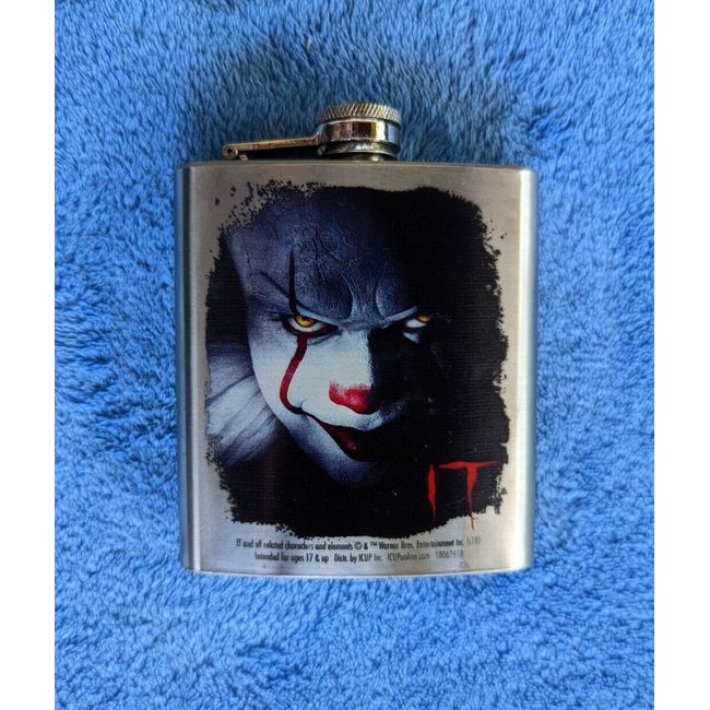 IT Flask Pennywise Horror BRAND NEW NEVER USED 8 oz Stainless Steel