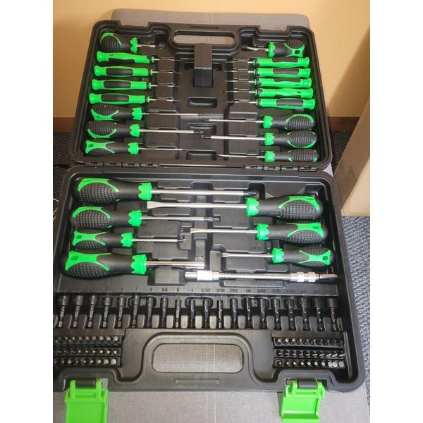 107-Piece Magnetic Screwdrivers Set with Case, Screw Driver Set, Includs Slotted