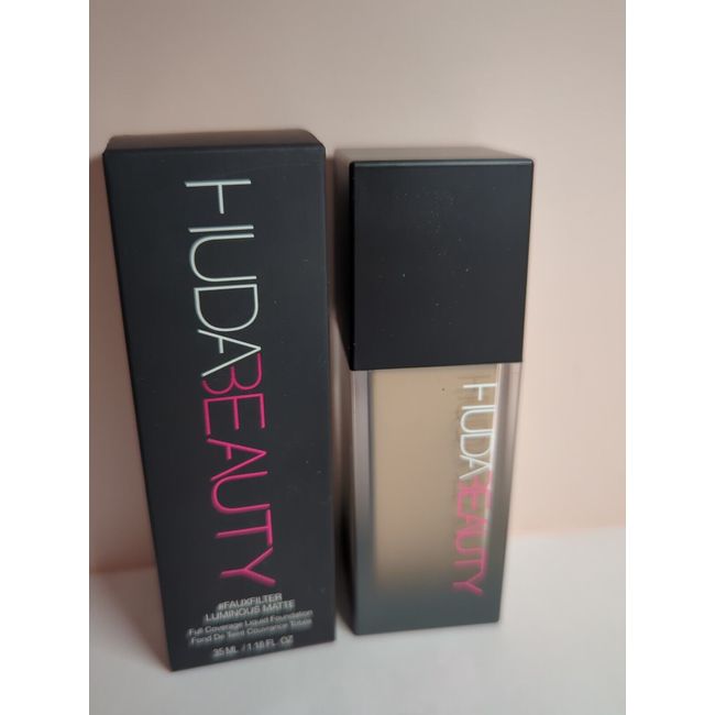 Huda Beauty #Fauxfilter Luminous Matte Foundation Shade:  Baklava 340G