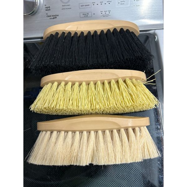 New 3-pack lot Grip Fit Horse Grooming Brush #50 35 30 Soft Tampico & Stiff