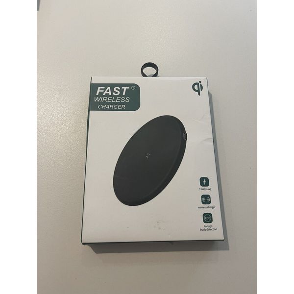 Vrurc Fast Wireless Charger 15 W Charging Pad OJD-52C Black 