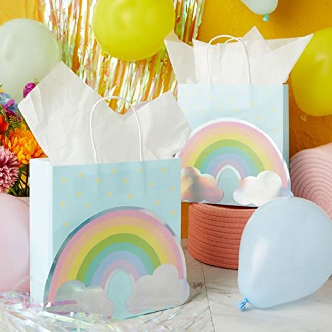 Rainbow goody bag  Rainbow party favors, Art birthday party, Rainbow  birthday party