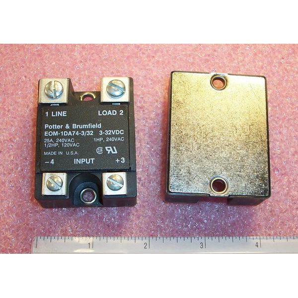  QTY (1) EOM-1DA74-3/32  POTTER & BRUMFIELD SOLID STATE RELAY 3-32V 25A NOS