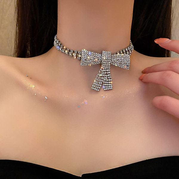 Wiwpar Butterfly Choker Necklace 3 Layered Crystal Rhinestone Pendant Necklaces Sparkly Butterfly Chain Wedding Jewelry for Women Bridal