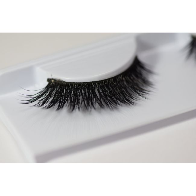 "4 Pairs" Miss Lash 100% Handmade Tapered 3D Volume lash M317