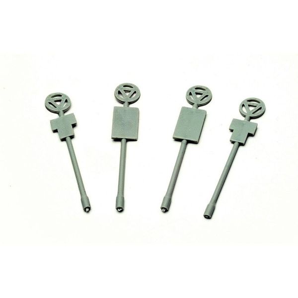 Dapol Model Road Signs (x4) Plastic Kit - OO Gauge 1/76 Scale
