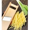 Delicate frame, 3mm thick and fine wire, multi-function grater, suitable for potatoes, carrots, etc. A kitchen grater