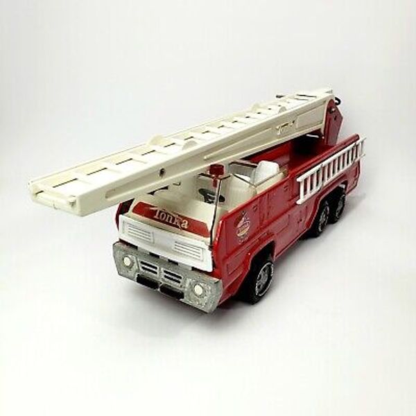 Vintage 1970s Tonka Aerial Extension Ladder Fire Truck Red Pressed Steel