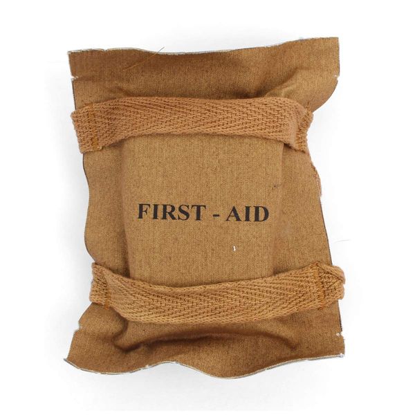 Epic Militaria Replica WW2 US Airborne First Aid Packet