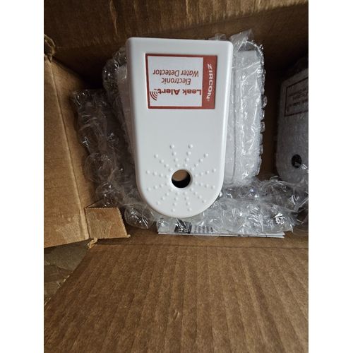 Zircon Leak Alert Water Leak Detector & Flood Sensor Alarm (Five Pack Bundle)