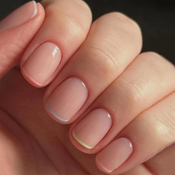 24pcs French Tip False Nails Short Press on Nails Nude Pink Fake Nails Glue on Nails Removable Stick on Nails Fake Nails Acrylic Full Cover Nails Women Girls Nail Art Accessories