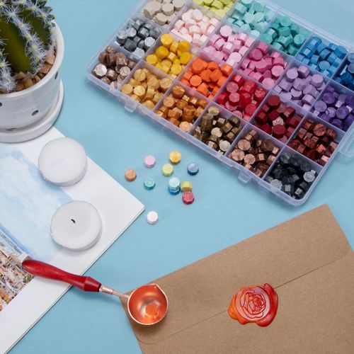 Sealing Wax Beads Set, Sealing Stamp 24 Colours Octagonal with 1 Spoon and 2 White Candles for DIY Wax Envelopes, Letters, Wedding Invitations, Cards (600 Pieces)
