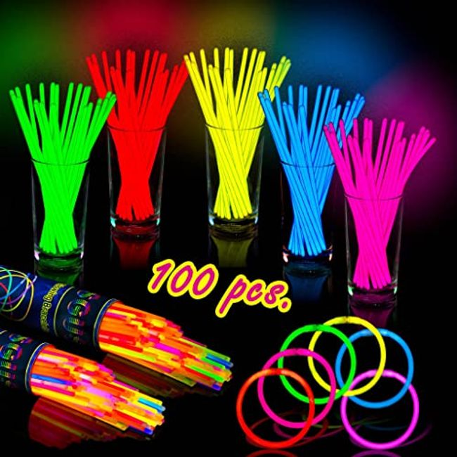 MUCH 100 Glow Sticks Bulk Party Supplies - 8 Light up Toys Glowsticks with  Connectors, Glow Stick Bracelets, Glow Necklaces, Glow in The Dark Fun
