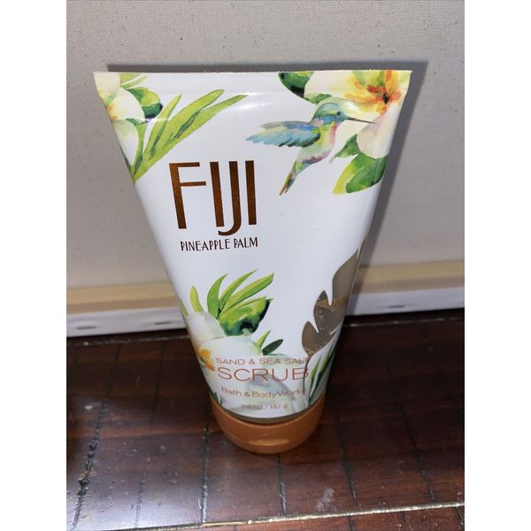 Bath & Body Works Fiji Pineapple Palm Sand & Sea Salt Scrub - Retired