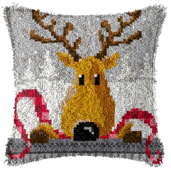 Ylkgogo Latch Hook Kit DIY Throw Pillow Cover Pre-Printed Reindeer Canvas Handicrafts for Kids & Adults Needlework Home Decoration 17'' x 17''