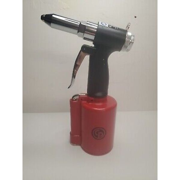 Chicago Pneumatic CP9882 Air Hydraulic Riveter Rivet Gun