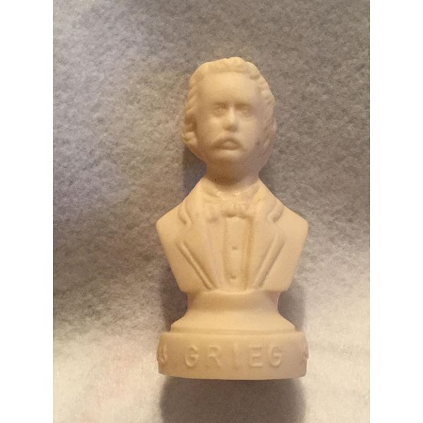 Halbe Norwegian Statuette Grieg 4 1/2” Composer Grieg