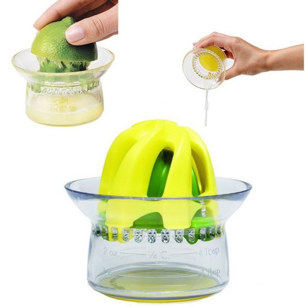 Chef'n Juicester Jr. 2 in 1 Citrus Juicer with Measuring Cup for Fresh Fruit Juice, Smoothies, Cooking & Baking, Yellow, 9 x 8 cm