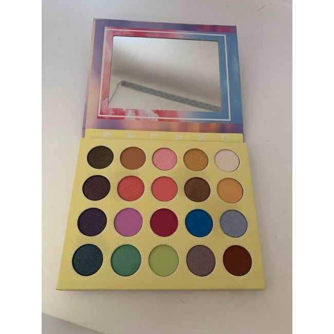 Okalan Paradise I, Eyeshadow Palette