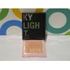 KYLIE JENNER ~ KY LIGHT. PRESSED ILLUMINATING POWDER ~ QUEEN DRIP ~ BOXED