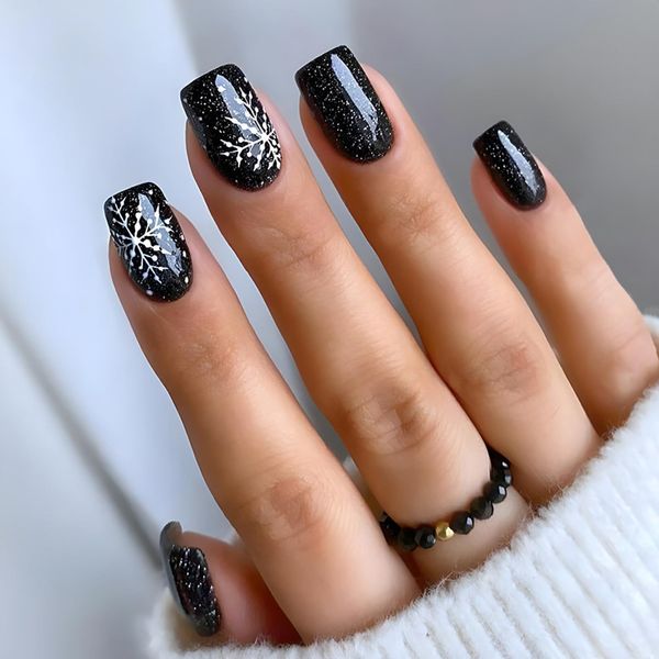 Christmas Nails, 24pcs Square Christmas False Nails, Elegant Stick On Nails With Black Snowflake Design, Fake Nails Press On Nails Glue On Nails For Diy Nail Art Christmas Party