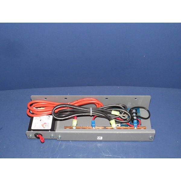EDWARDS SIGNALING 3-BTSEN-E BATTERY DISTRIBUTION MODULE