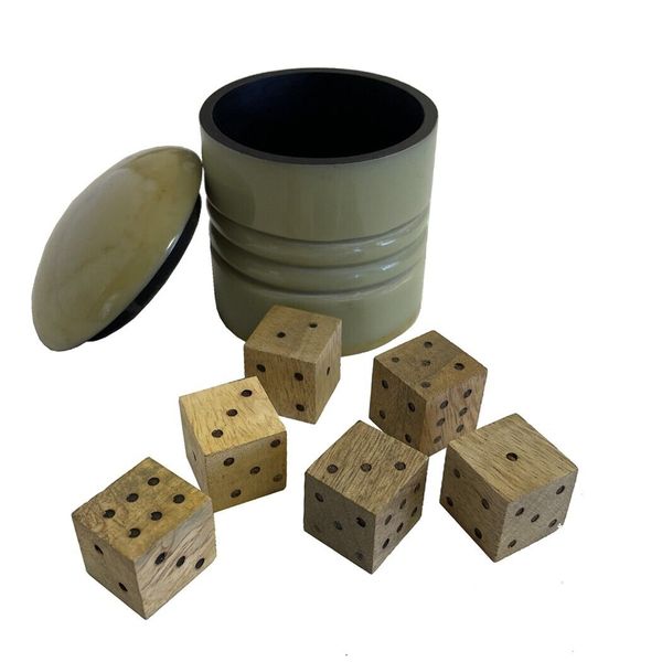 Old-Fasioned Farkle Dice Game in Horn Resin Cup