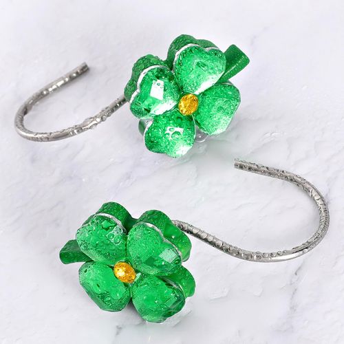 12PCS Four-Leaf Clover Shower Curtain Hooks, Rustproof Bathroom Decorative Shower Hooks for Shower Curtain, Spring Green Lucky Shower Curtain Hangers for Living Room Bedroom Decor, Gift Idea