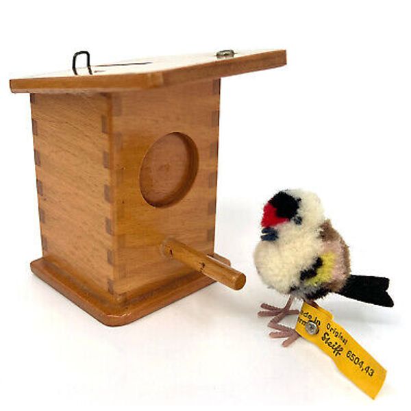 Steiff 1960s Wooden Birdhouse Bank 8cm Woolen Finch Bird 4cm ID Buttons Tag Vtg