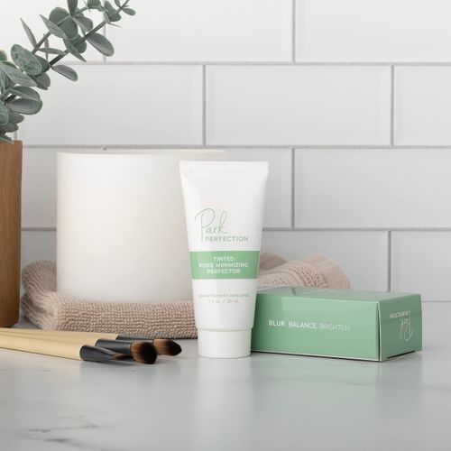Park Perfection Tinted Pore Minimizer - Makeup Primer and Pore Reducer, Great Face Primer for Oily and Dry Skin, Pore Eraser and Tinted Primer that Extends Makeup Wear (1 Fl. Oz.)