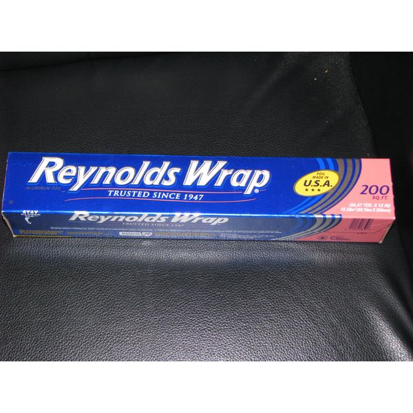 Reynolds Wrap Aluminum Foil, 200-Square Feet (Pack of 2)