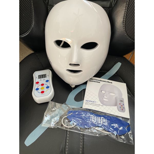 NEWKEY Skin Care Beauty Mask LED Photon System  OPEN BOX (B-39)