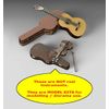 Royal Model 1/35 Guitar & Violin (with cases) [Diorama Accessory MODEL KIT] 806