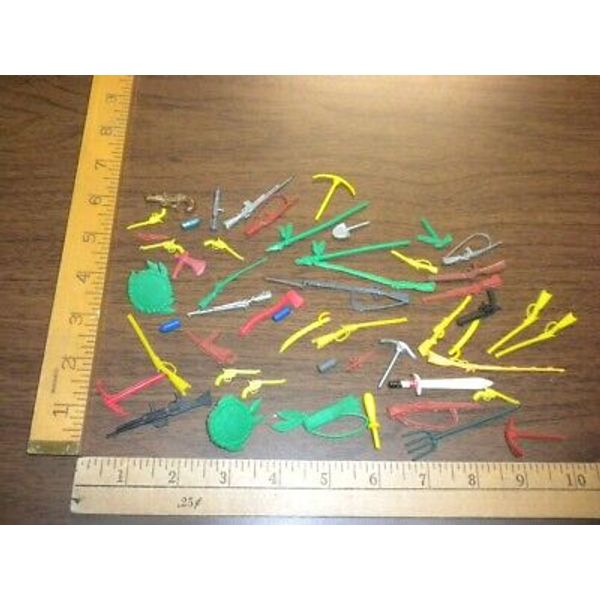 LOT of 52 playset accessories COWBOYS INDIANS SOLDIERS weapons guns spears tools