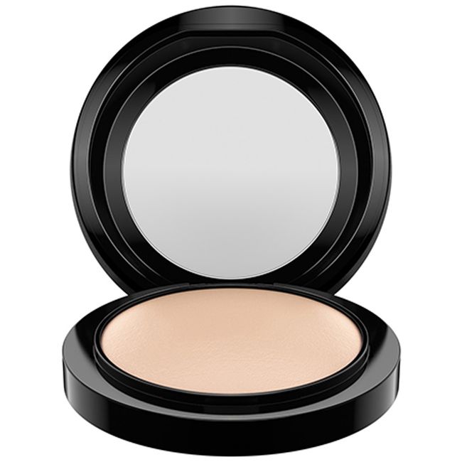 MAC Mineralize Skinfinish Natural