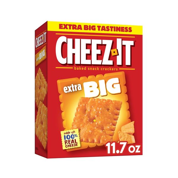 Cheez-It Cheese Crackers, Baked Snack Crackers, Lunch Snacks, Extra Big, 11.7oz Box (1 Box)